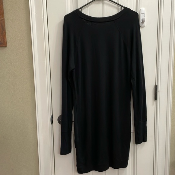 🌺ATHLETA super soft black dress.  S - Picture 5 of 7